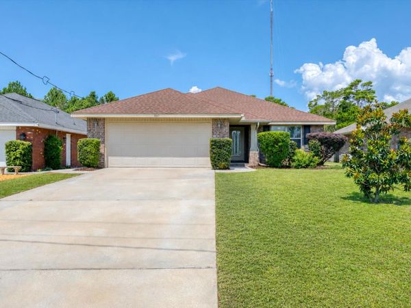 1869 Natures Way, Gulf Breeze, FL 32563