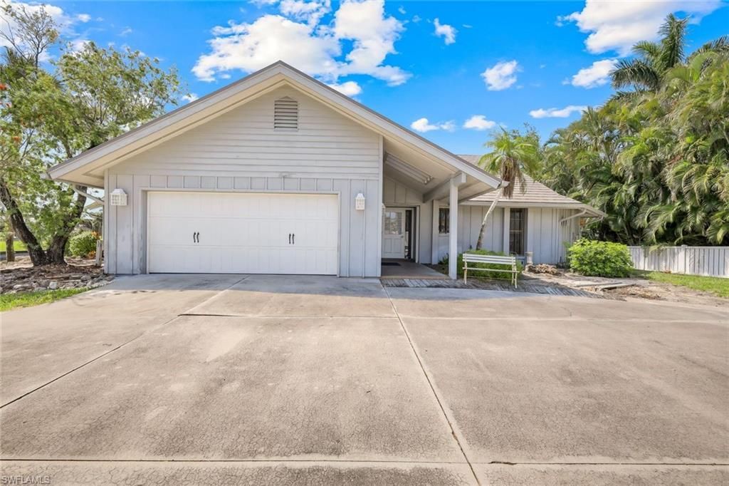 27151 Flossmoor Dr , Bonita Springs, FL 34135 Photo