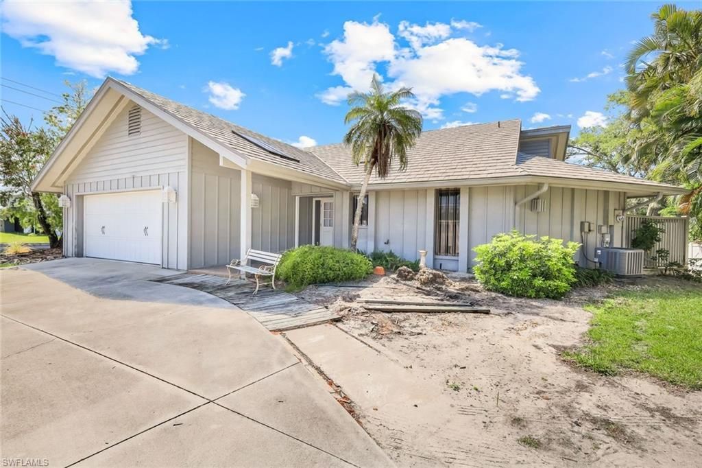 27151 Flossmoor Dr , Bonita Springs, FL 34135 Photo