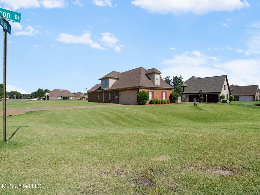 Property Image 33