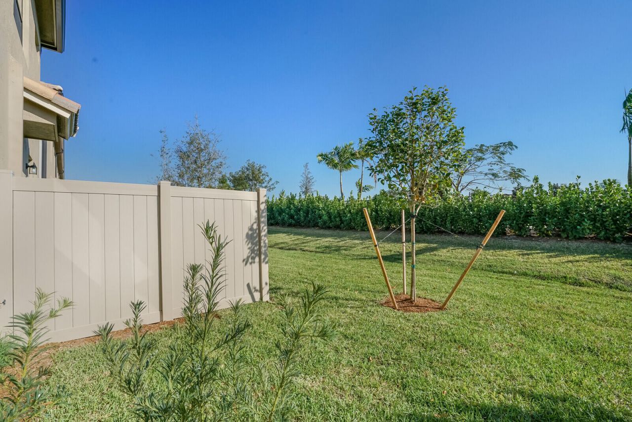 8656 Escue Street, Lake Worth, FL 33467 Photo