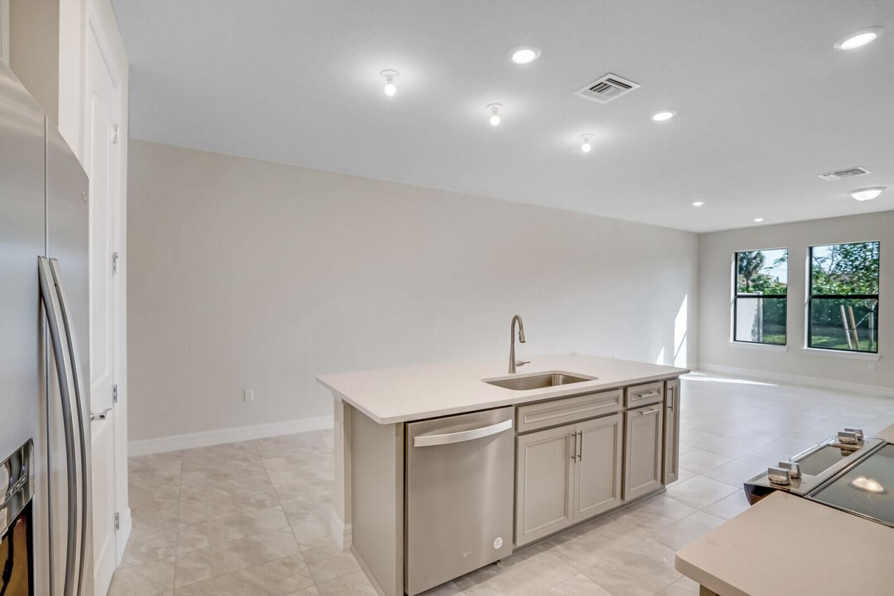 8656 Escue Street, Lake Worth, FL 33467 Photo