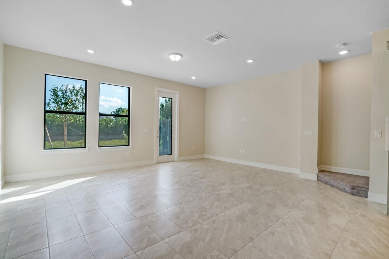 8656 Escue Street, Lake Worth, FL 33467 Photo
