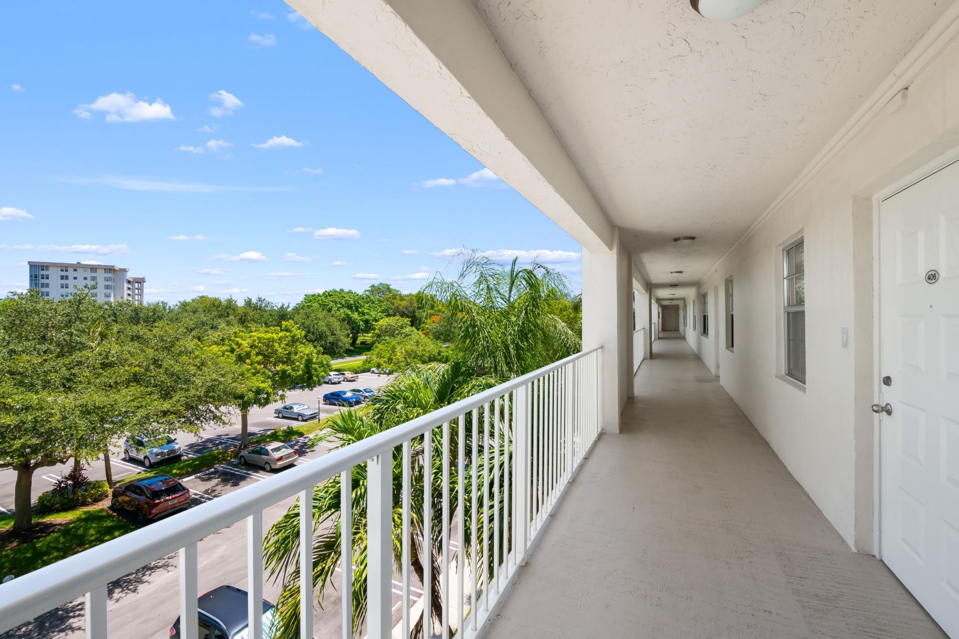3510 Oaks Way, Unit 406, Pompano Beach, FL 33069 Photo