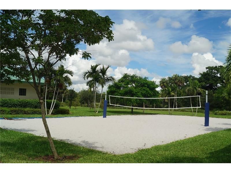 3510 Oaks Way, Unit 406, Pompano Beach, FL 33069 Photo