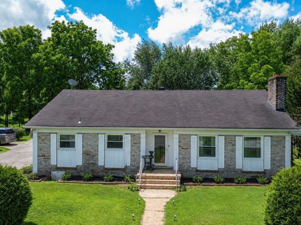 115 Debus St , Lawrenceburg, TN 38464