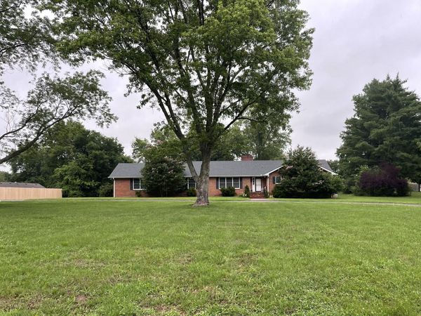 805 Sam Davis Rd, Smyrna, TN 37167