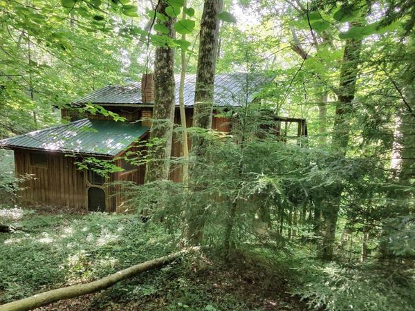 2450 Ponder Rd , Smithville, TN 37166