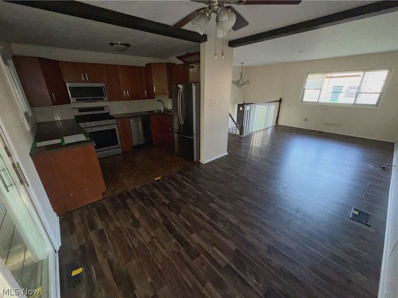 305 Sycamore Street, Mingo Junction, OH 43938 Photo 8
