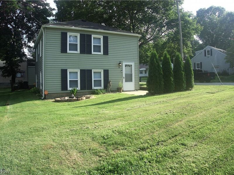 34 Kenmore Avenue, Barberton, OH 44203 Photo 1