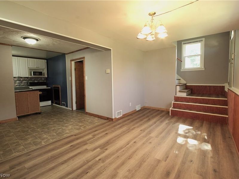 34 Kenmore Avenue, Barberton, OH 44203 Photo 10