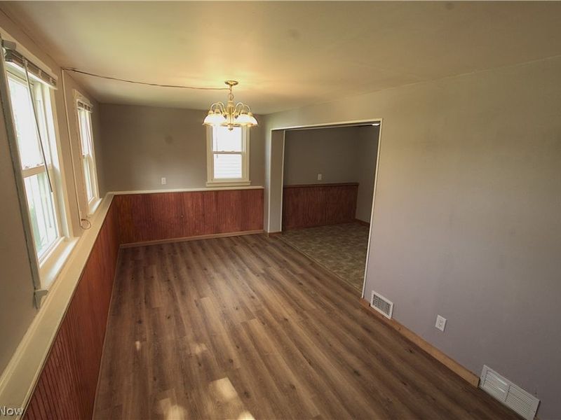 34 Kenmore Avenue, Barberton, OH 44203 Photo 8