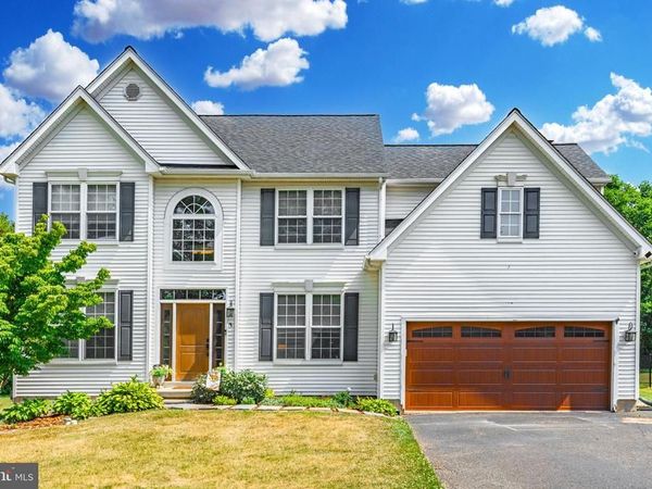 1032 FALLBROOK LANE , POTTSTOWN, PA 19464