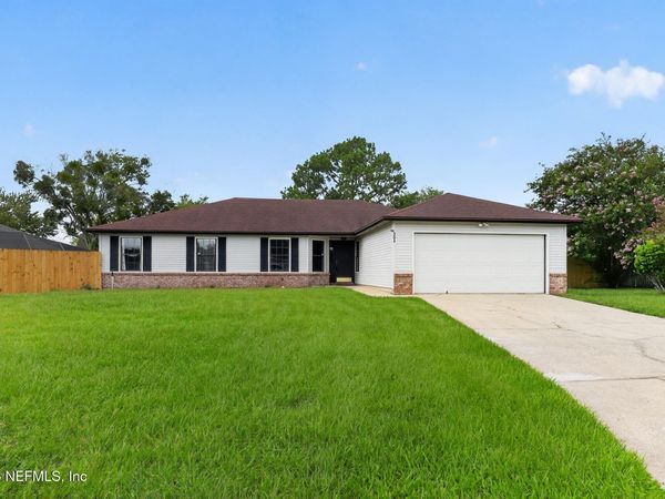 304 SCARLET BUGLER Lane S, Jacksonville, FL 32225