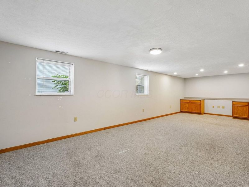 1340 Tenagra Way, Columbus, OH 43228 Photo 13