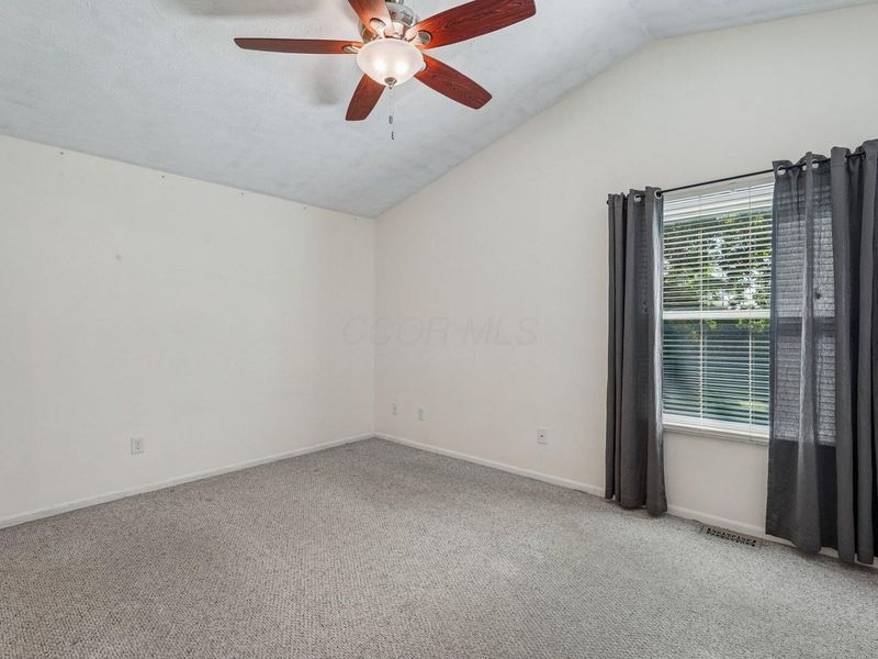 1340 Tenagra Way, Columbus, OH 43228 Photo 22