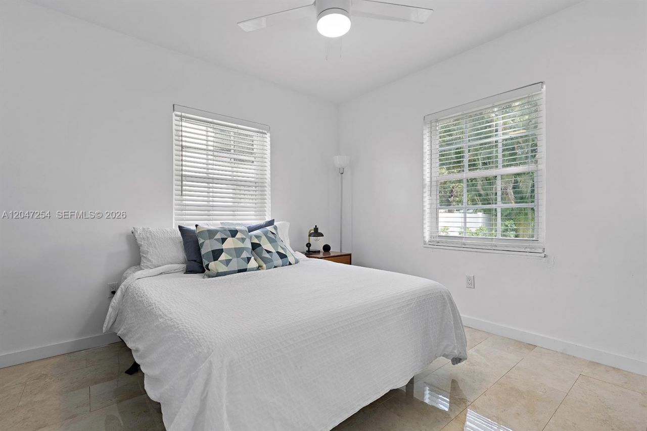 794 NW 45th St , Miami, FL 33127 Photo