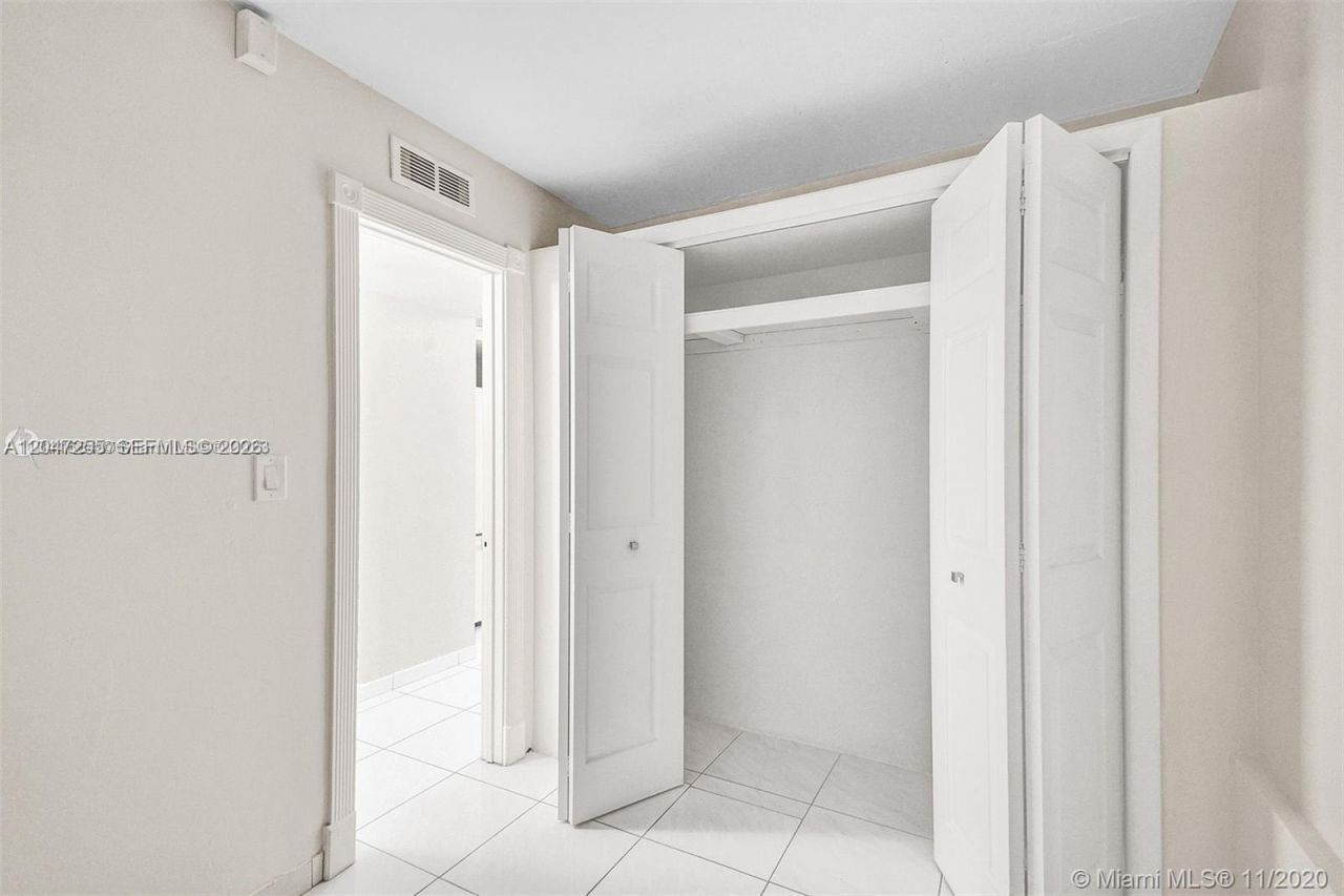 1228 West Ave , Unit 613, Miami Beach, FL 33139 Photo