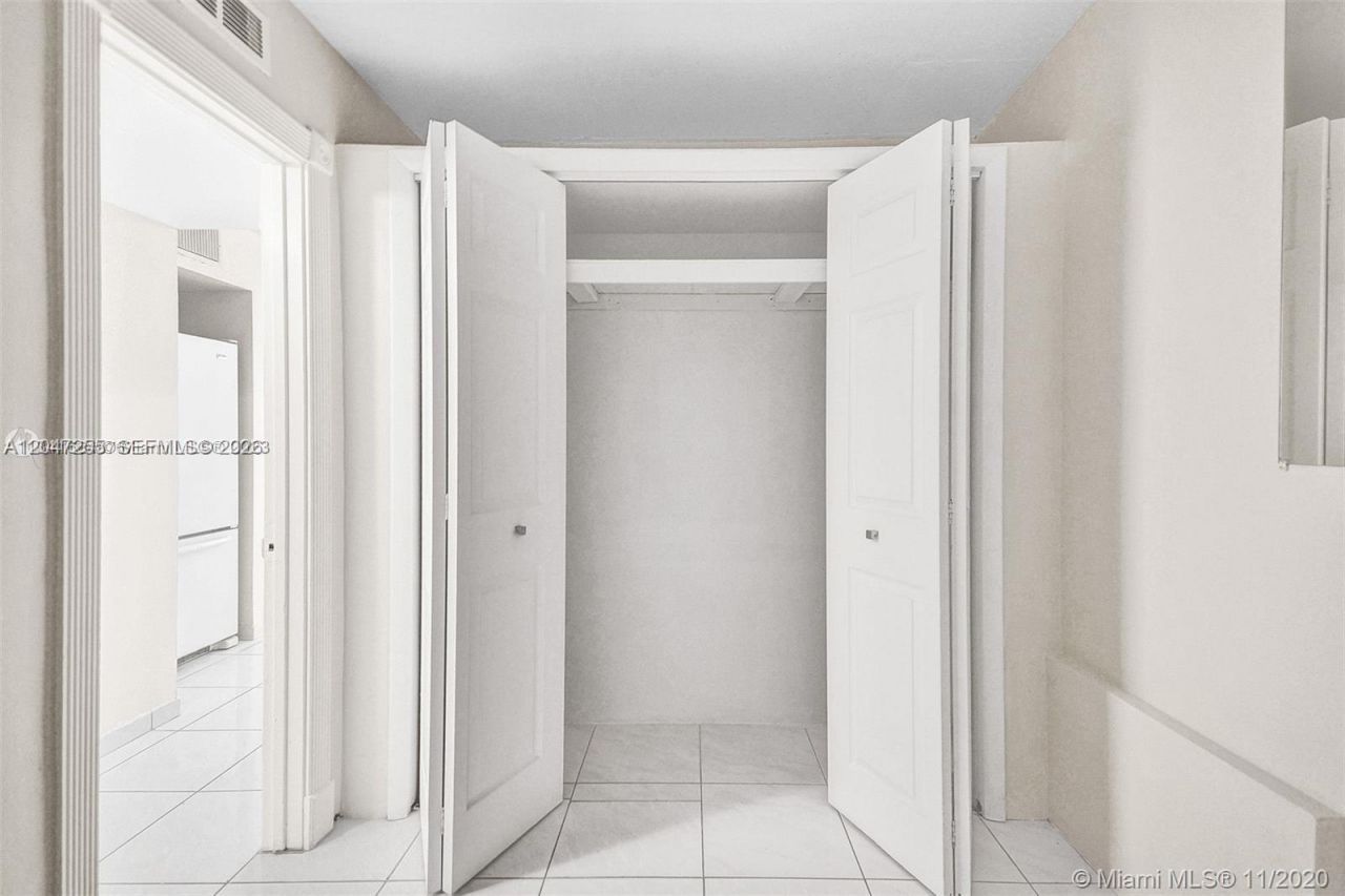 1228 West Ave , Unit 613, Miami Beach, FL 33139 Photo