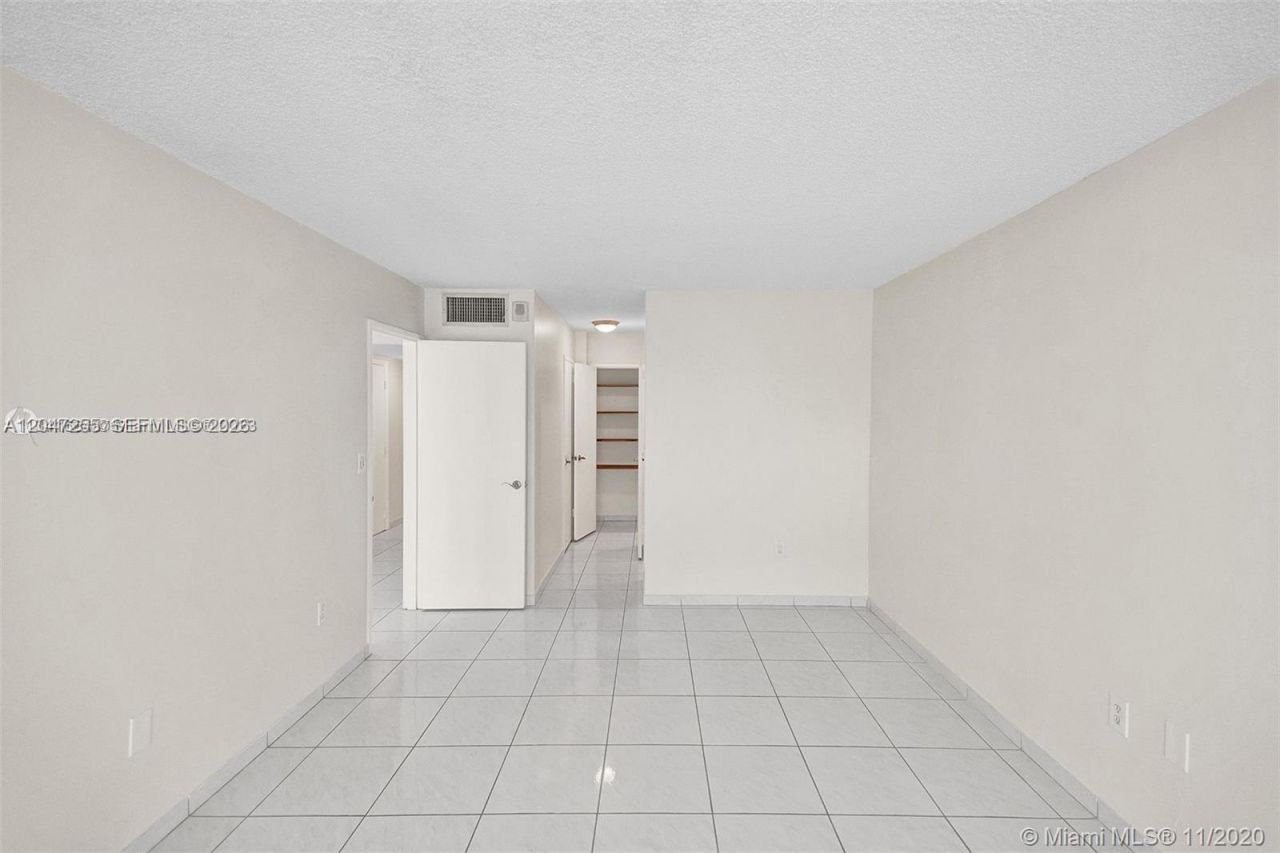 1228 West Ave , Unit 613, Miami Beach, FL 33139 Photo