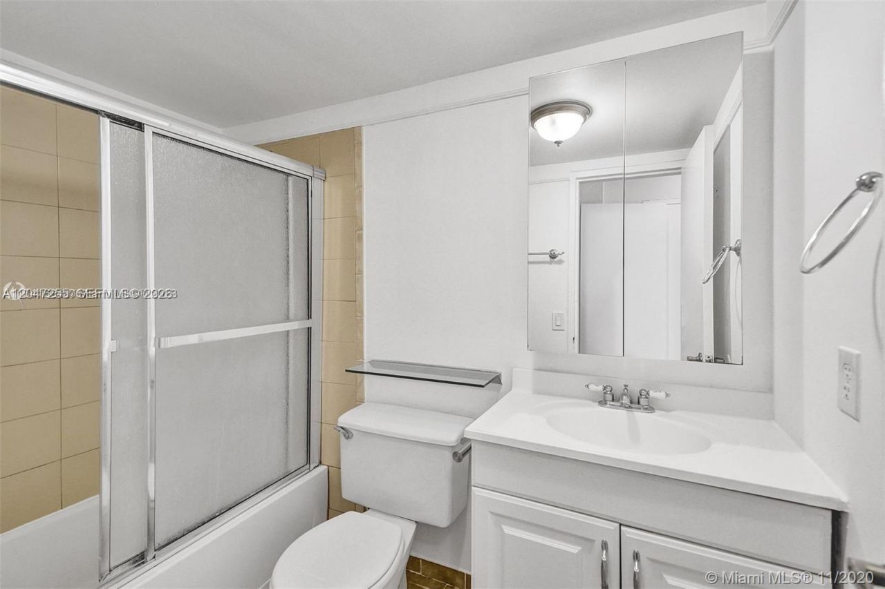 1228 West Ave , Unit 613, Miami Beach, FL 33139 Photo