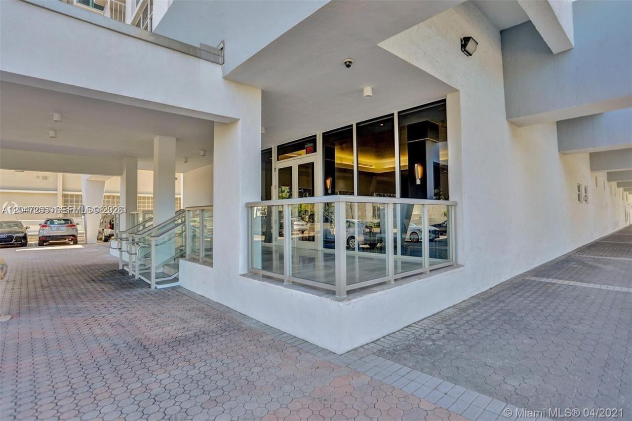1228 West Ave , Unit 613, Miami Beach, FL 33139 Photo