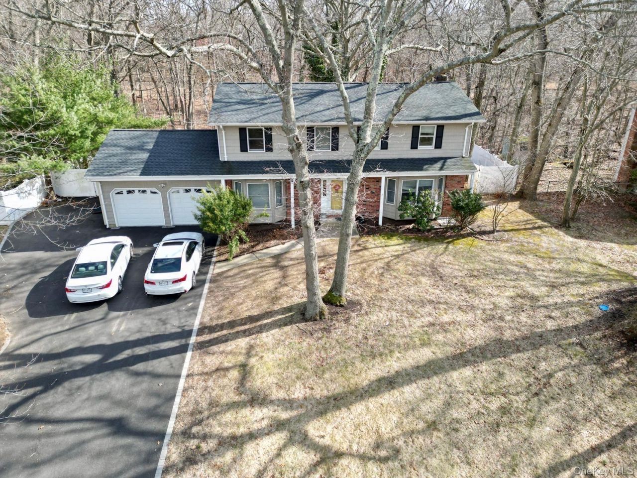 8 Julia Circle , East Setauket, NY 11733 Main Photo