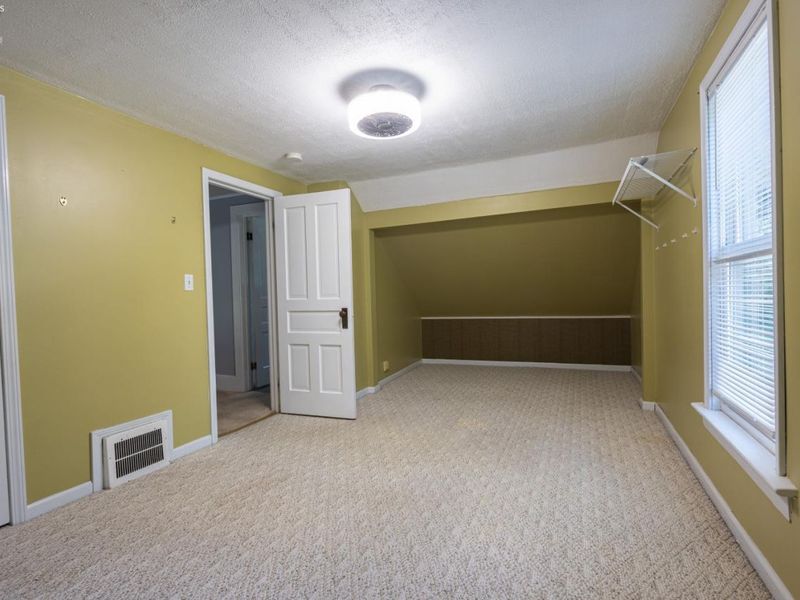 273 E Main Street, Norwalk, OH 44857 Photo 14