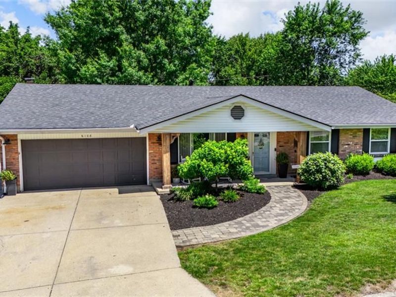 6108 Clematis Drive, Miami Township, OH 45449 Photo 2