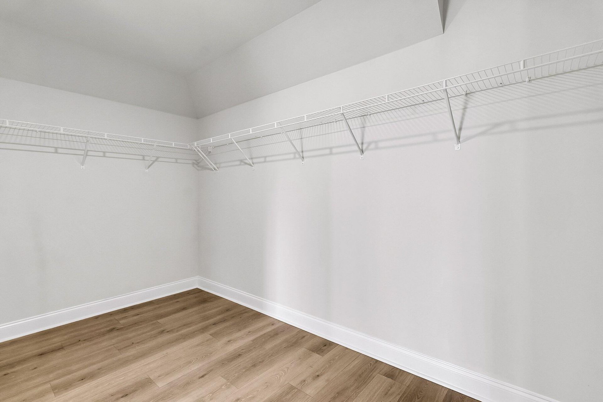 314 Cherry Orchard Drive Photo 16