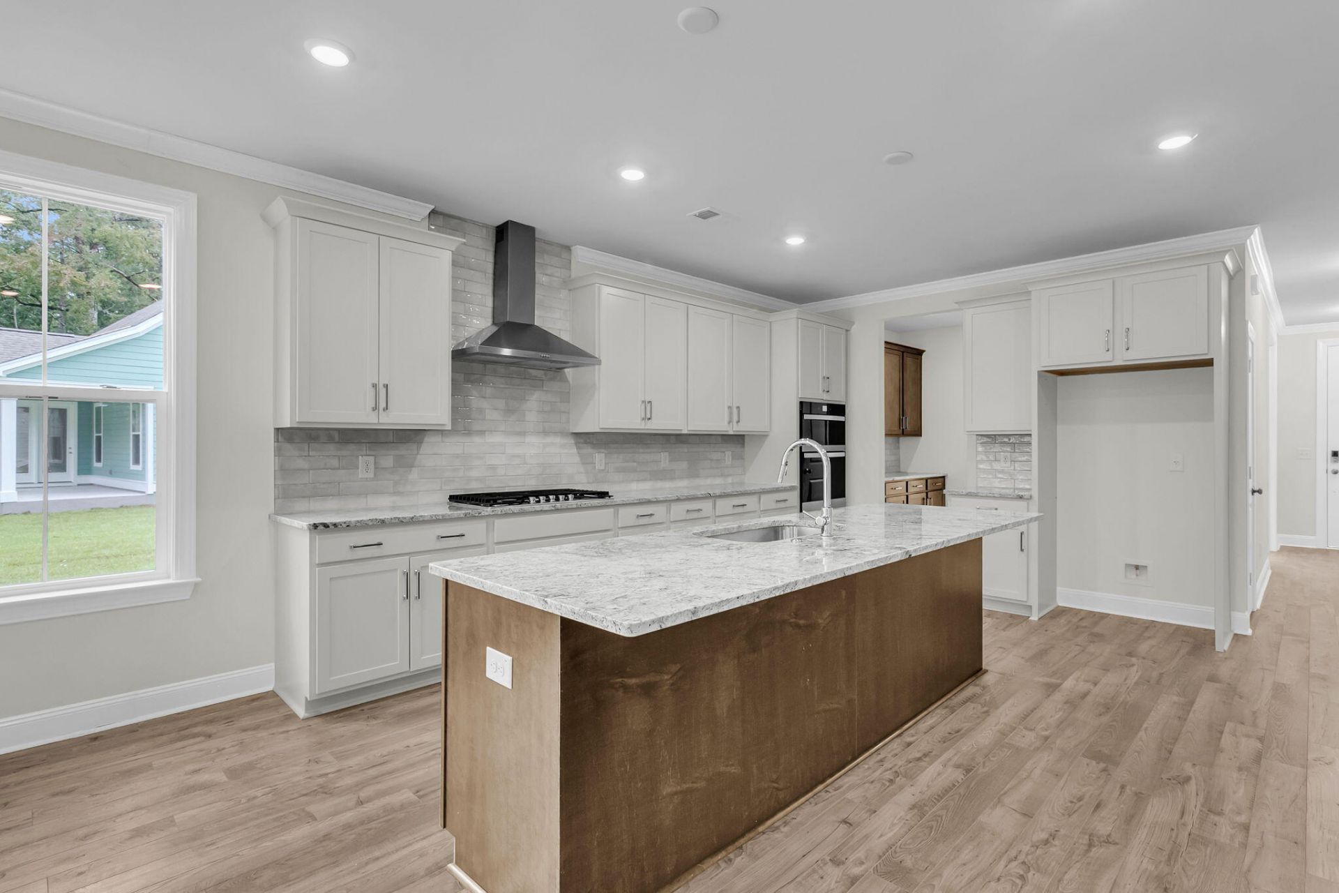 309 Cherry Orchard Drive Photo 16