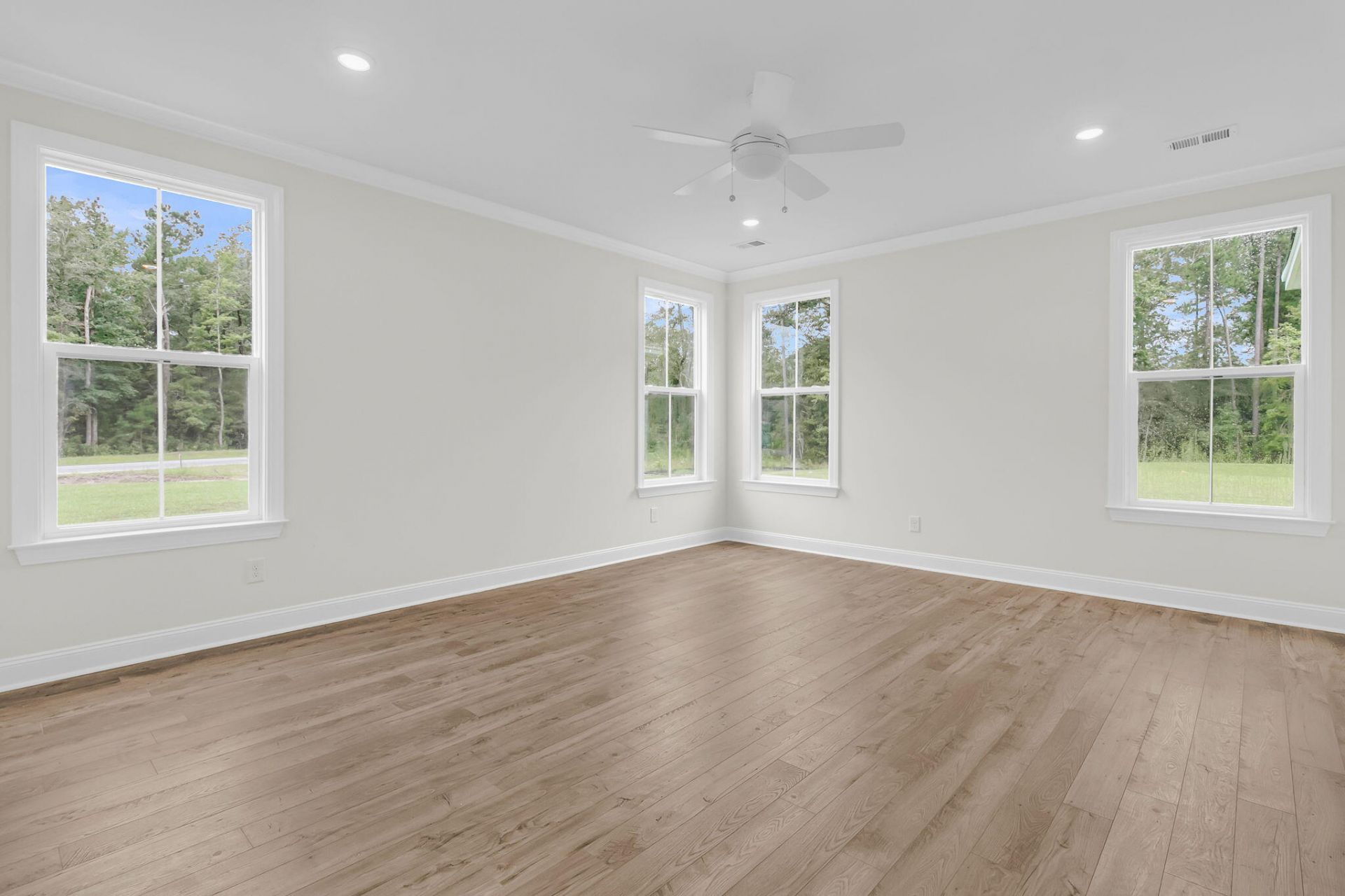 309 Cherry Orchard Drive Photo 25