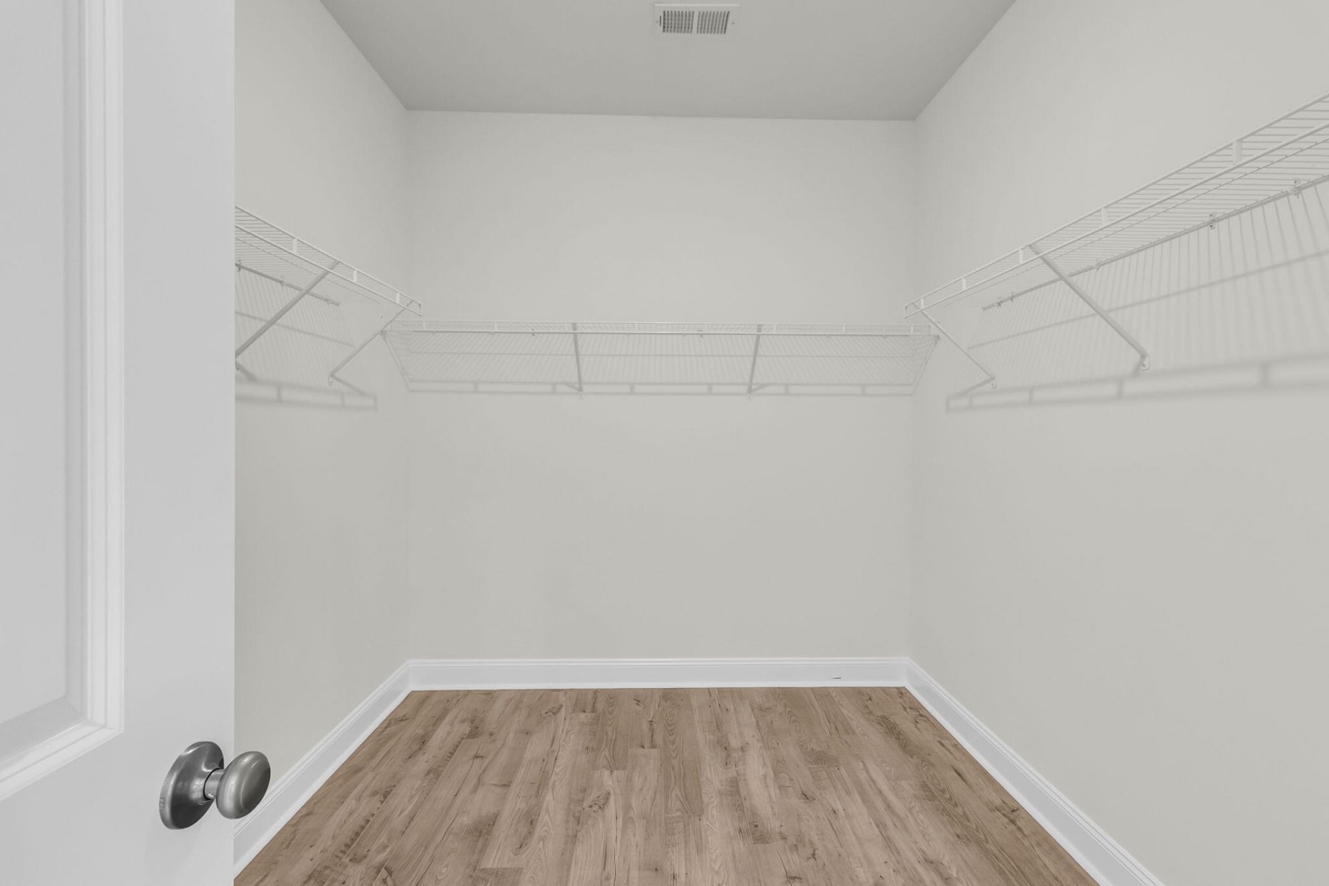 309 Cherry Orchard Drive Photo 32