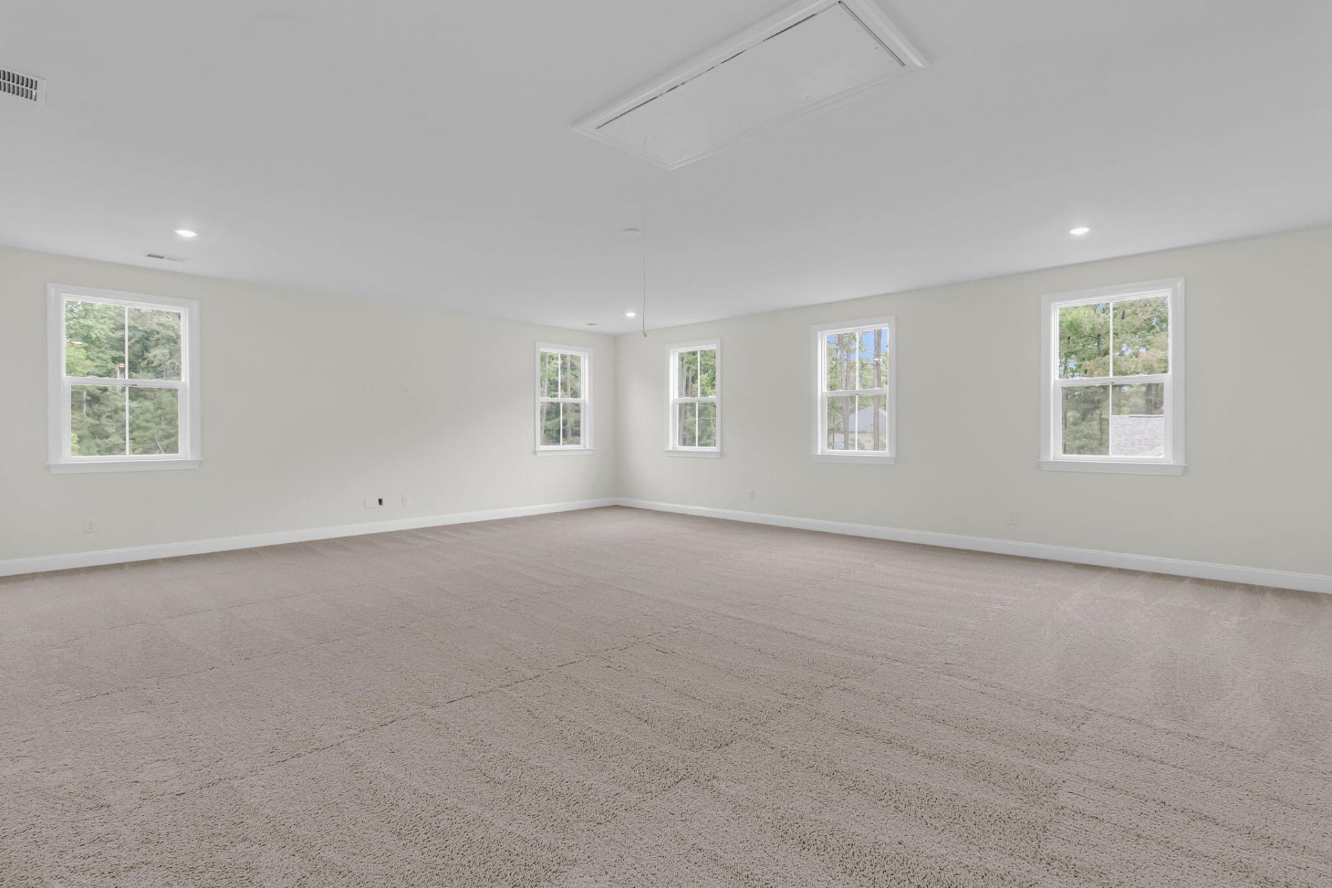 309 Cherry Orchard Drive Photo 35