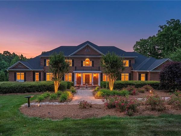151 Wellsprings Court , Pfafftown, NC 27040