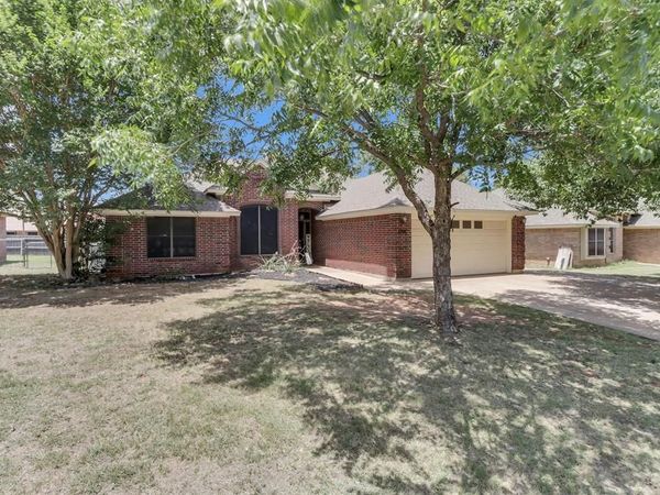1506 Berry Patch Lane, Granbury, TX 76048