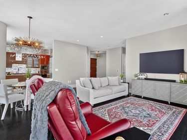 1301 Throckmorton Street, Unit 2401, Fort Worth, TX 76102