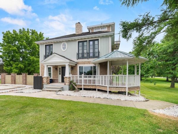 705 LAKESHORE DRIVE, Kewaunee, WI 54216