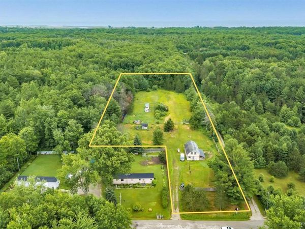 5506 PINE AVENUE, Oconto, WI 54153