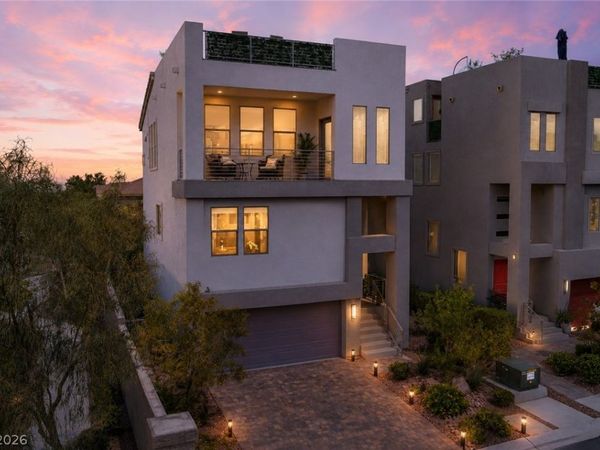 7906 Mountain Lilac Street , Las Vegas, NV 89113