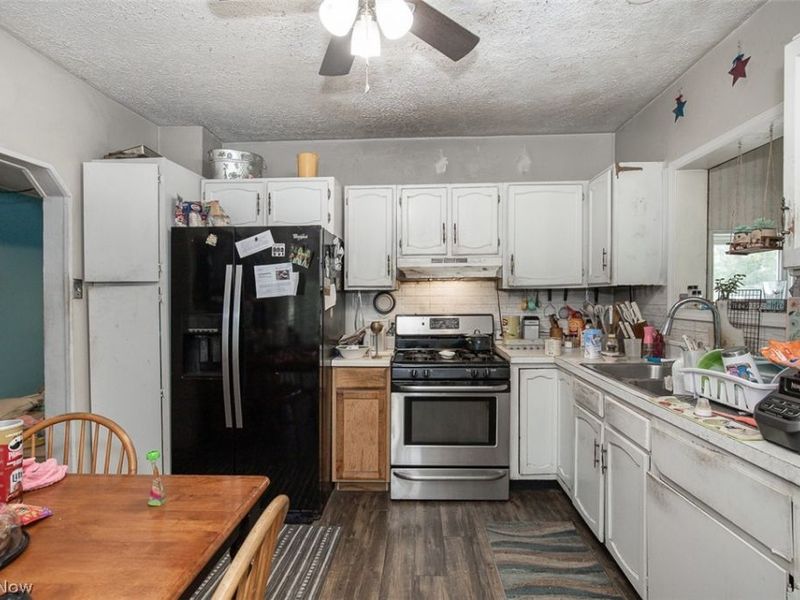 14600 Triskett Road, Cleveland, OH 44111 Photo 11