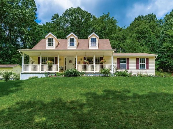 13317 Dana Road NE, Newark, OH 43055