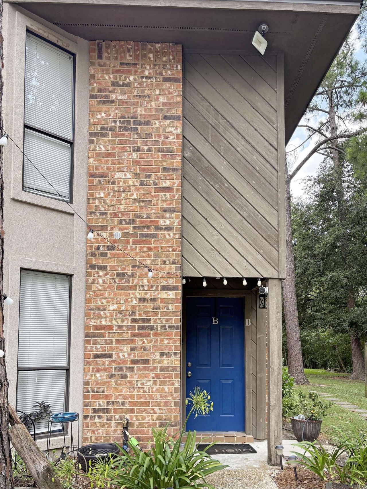 1973 S Brightside View Dr, Unit #B, Baton Rouge, LA 70820 Main Photo