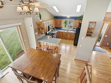 1202 Sunset Boulevard NW, Montgomery, MN 56069