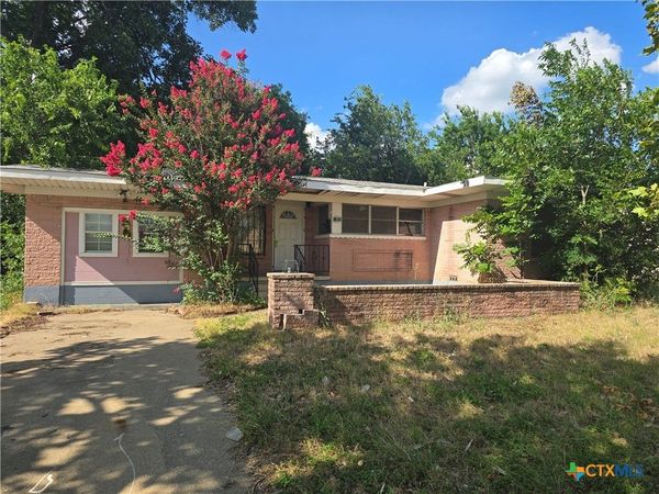 1705 Wood Avenue , Killeen, TX 76541