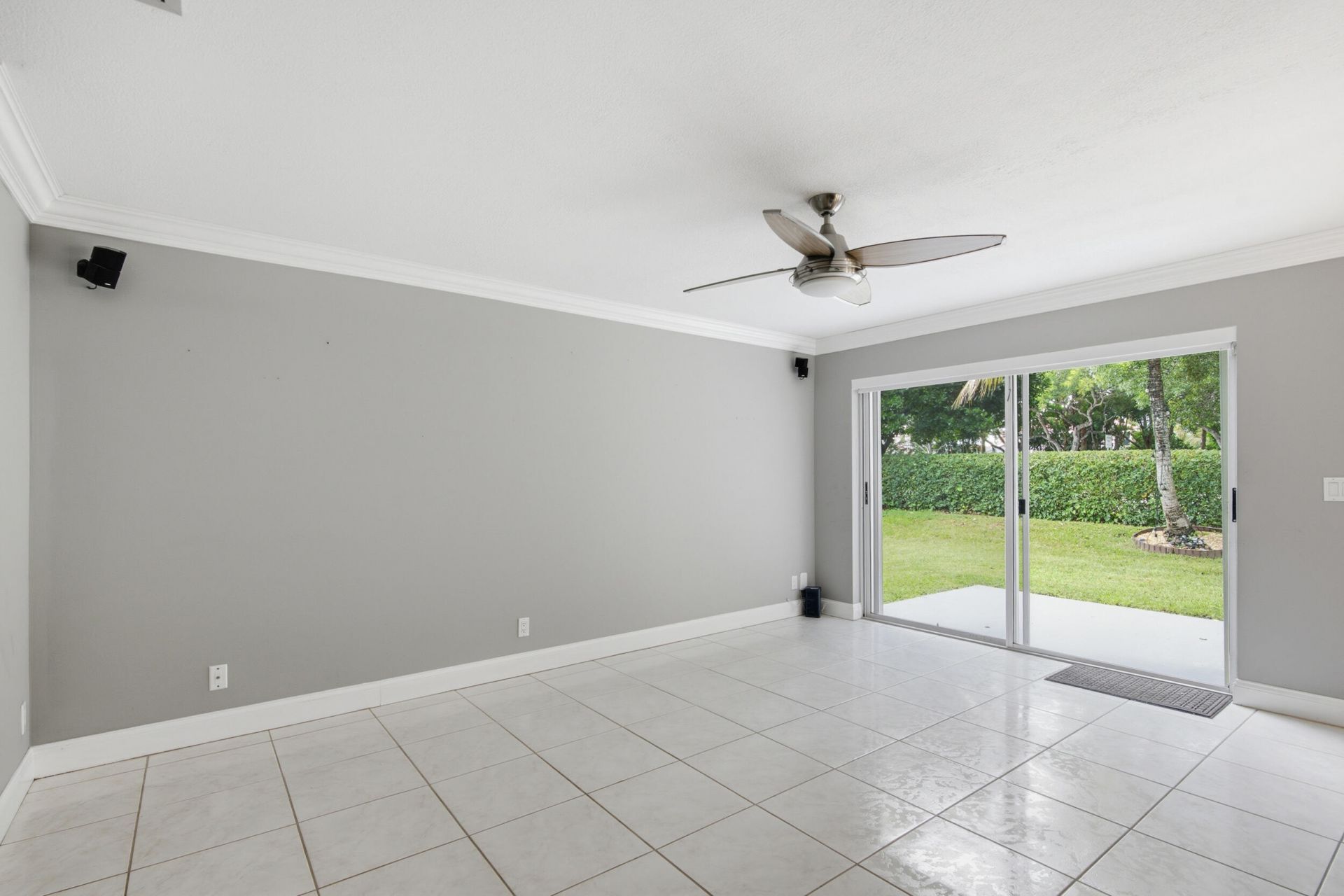 18241 NW 8th Street, Pembroke Pines, FL 33029 Photo