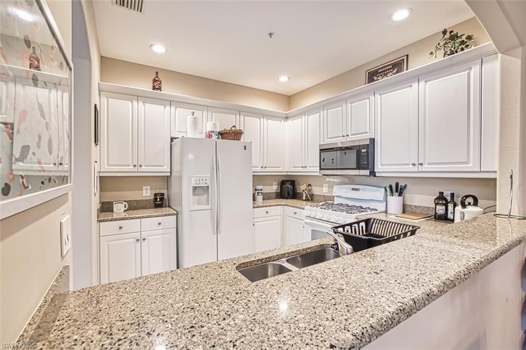 3230 Cottonwood Bend , Unit 406, Fort Myers, FL 33905 Photo