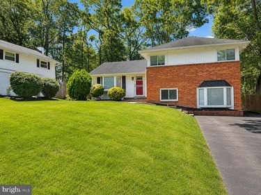 10827 CHARLES DRIVE, FAIRFAX, VA 22030