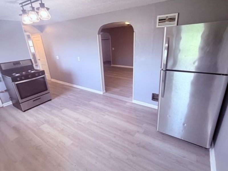 21880 Louis Road, Bedford Heights, OH 44146 Photo 12