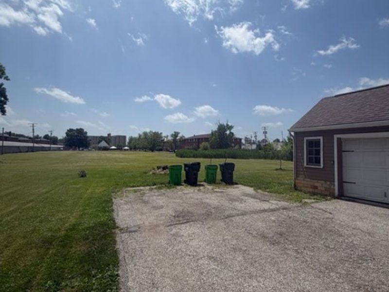 21880 Louis Road, Bedford Heights, OH 44146 Photo 28
